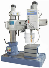 RD 820 x 32 Säteisporakone**